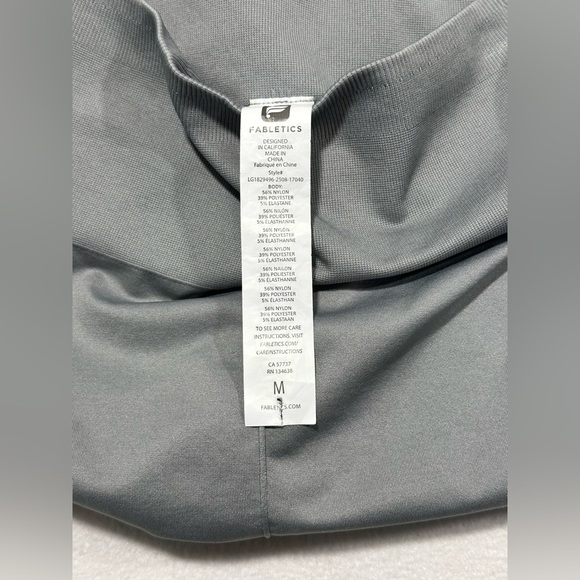 Fabletics Seamless High-Waist Zebra print leggings. 
Size: Medium - Picture 5 of 6